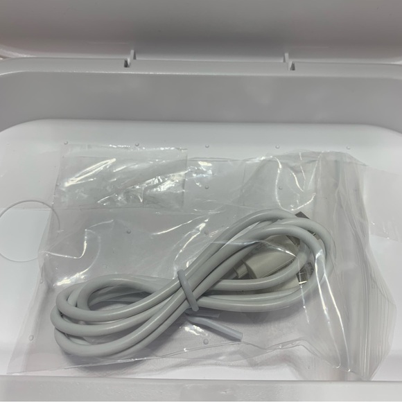 Blue Hive UV Light Phone Sterilizer Box BNIB - Picture 4 of 10